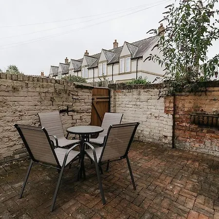 High Saint Cottage - Stunning 3 Bed Accommodation Located In Ripon, North Yorkshire Buitenkant foto